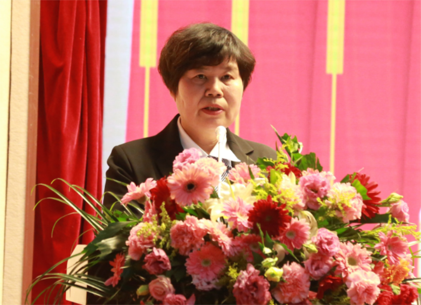 赢博线上平台第一届党委班子选举大会---徐州市树恩中学总校长薛淑萍同志致开幕辞